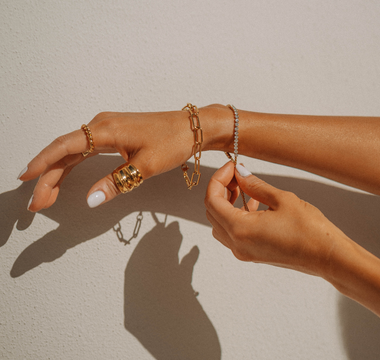 Guía Completa para Cuidar Joyería de Plata y Oro Bañado