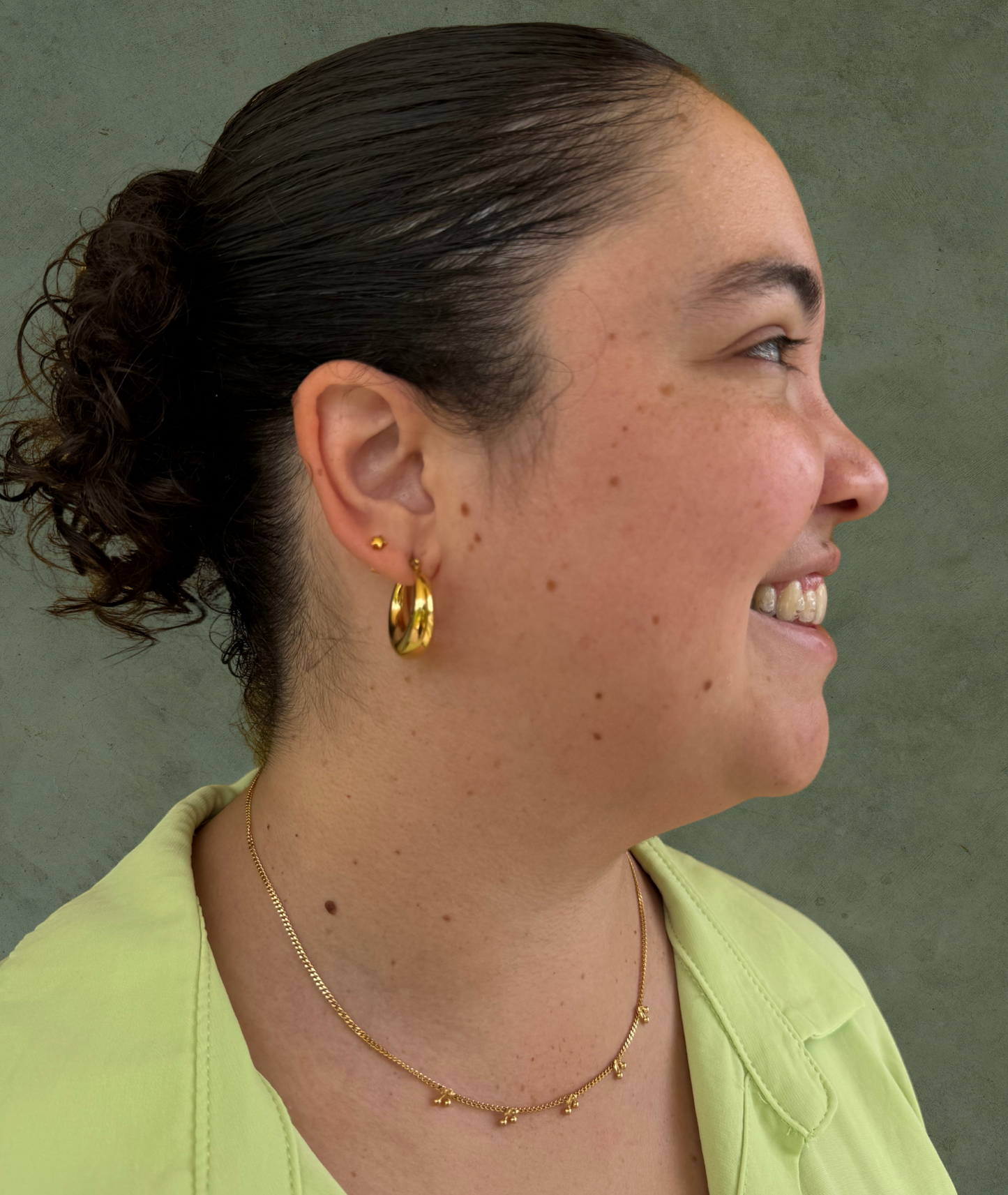 Collar Cereza Chic en Acero Inoxidable con Baño de Oro 18K