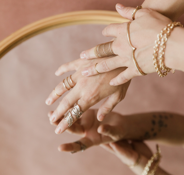 Consejos para Combinar Joyería con Tu Atuendo
