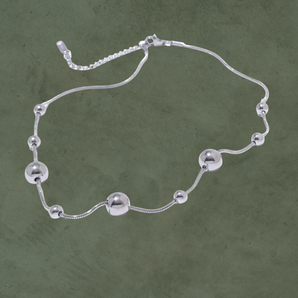 Collar de Esferas Plateado