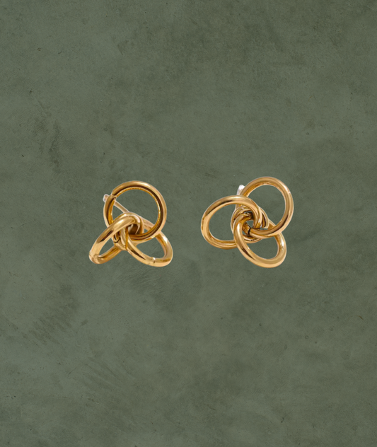 Aretes Círculos Entrelazados en Oro 18K