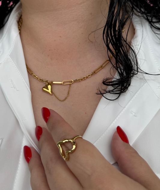 Collar de Corazón Romántico en Acero Inoxidable y Metal Baño Oro 18K – Joyería Elegante para Mujer