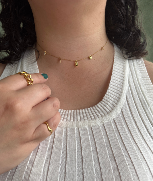 Collar de Candados y Llaves – Elegancia con Brillos para Cautivar