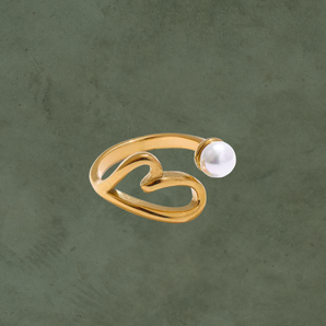 Anillo Ajustable con Corazón Hueco y Perla