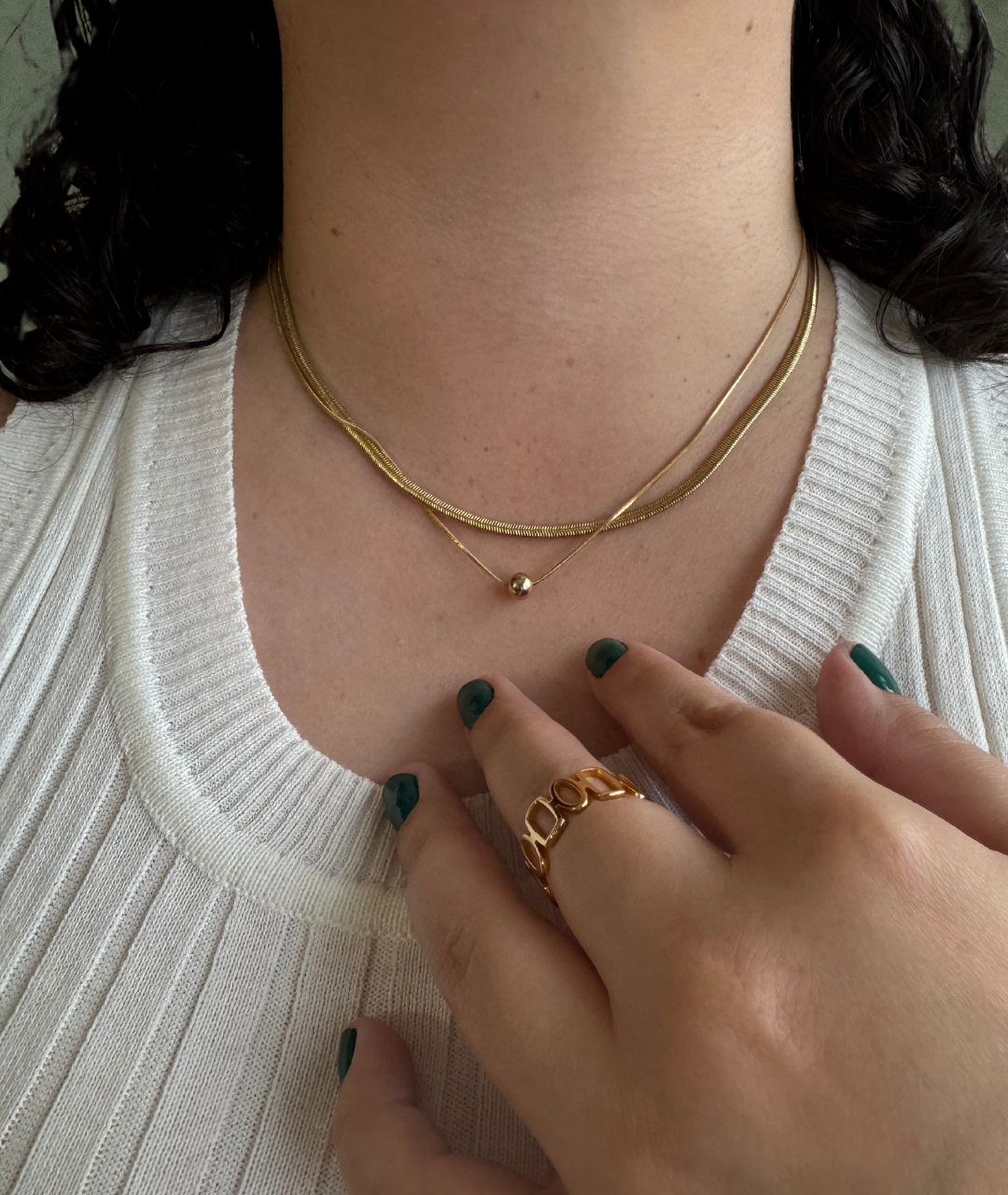 Collar Doble Capa en Acero Inoxidable – Elegancia y Resistencia al Agua