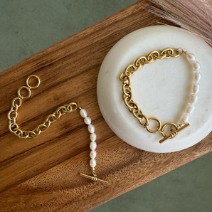 Pulsera con Cadena y Perlas