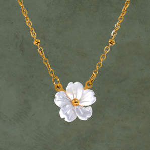 Collar de Flor de Concha