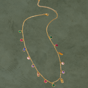 Collar con Dijes de Zirconias Multicolor