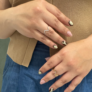 Anillo Abierto Irregular Plateado