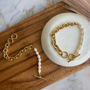 Pulsera con Cadena y Perlas