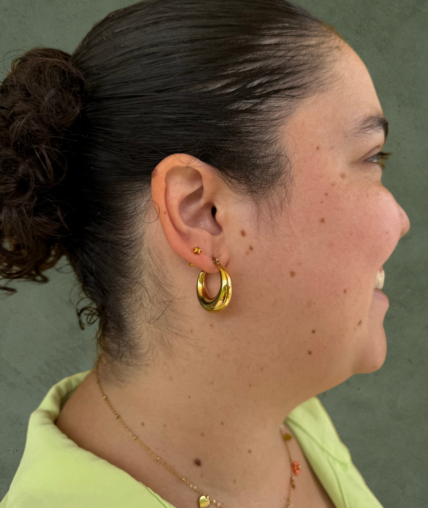 Aretes Geométricos Dorados en Acero Inoxidable – Elegancia con Actitud
